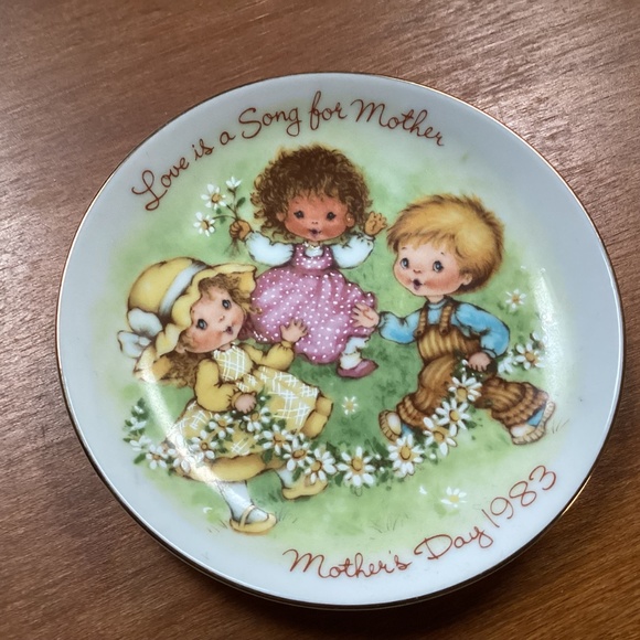 Vintage Avon Love Is A Song 1983 Mother’s Day Plate 5” - Picture 3 of 9